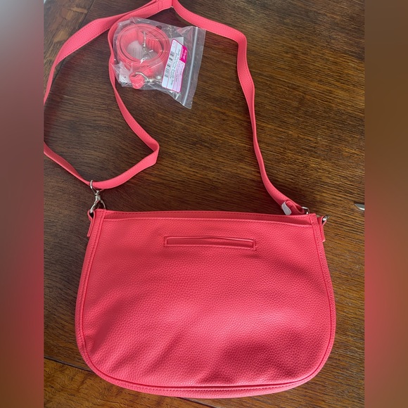 Thirty-One Crossbody Bag| Adjustable Strap bag | Salmon Color| New - Picture 1 of 7